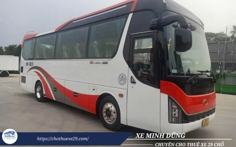 Xe Hyundai Universe 29 chỗ