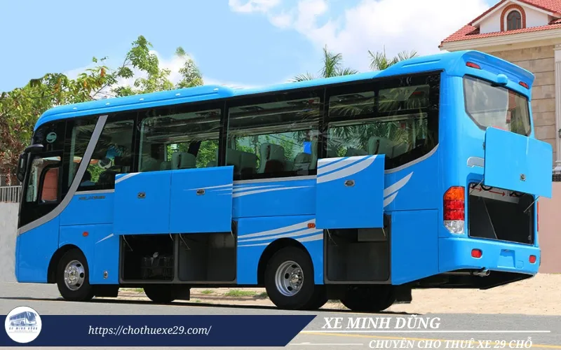 Hình ảnh thực tế cốp xe 29 chỗ Samco Felix