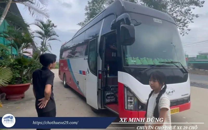 Lưu ý khi thuê xe du lịch 29 chỗ