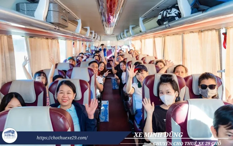 Nội thất xe 29 chỗ