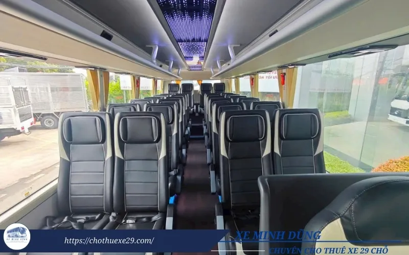 Thuê xe 29 chỗ đi Đồng Tháp Thaco Cruizer