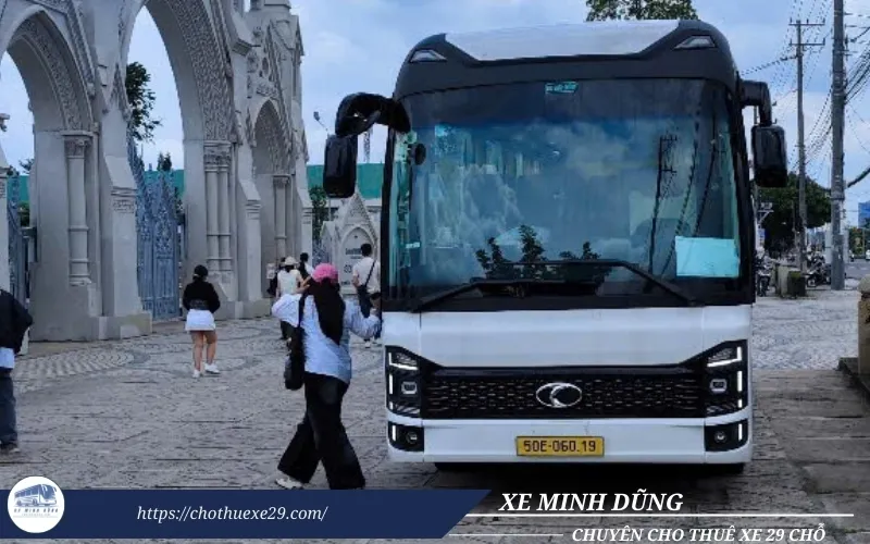 Cho Thuê xe 29 chỗ đi Lagi